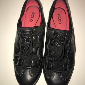 Ecco Bluma Toggle